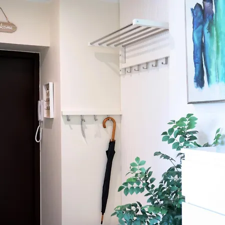 Stella's Airport - Near Airport And Bus Station - Near Tram, Bus And Train Stops - Free Wifi, Parking And Netflix - Bath - New Renovation * Tallinn